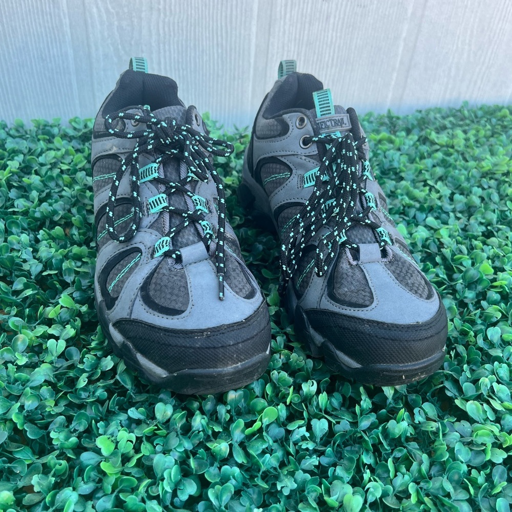 Pacific Trail Hiking Shoes with Teal Accents